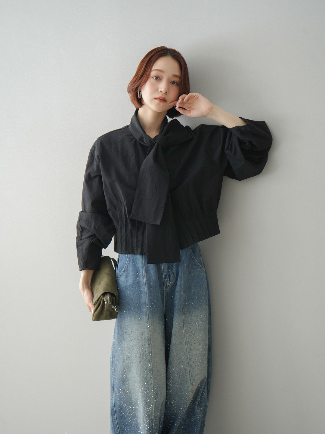 [SET]ボウタイ裾プリーツライトジャケット+フロントビジューカーブデニムパンツ(2set)