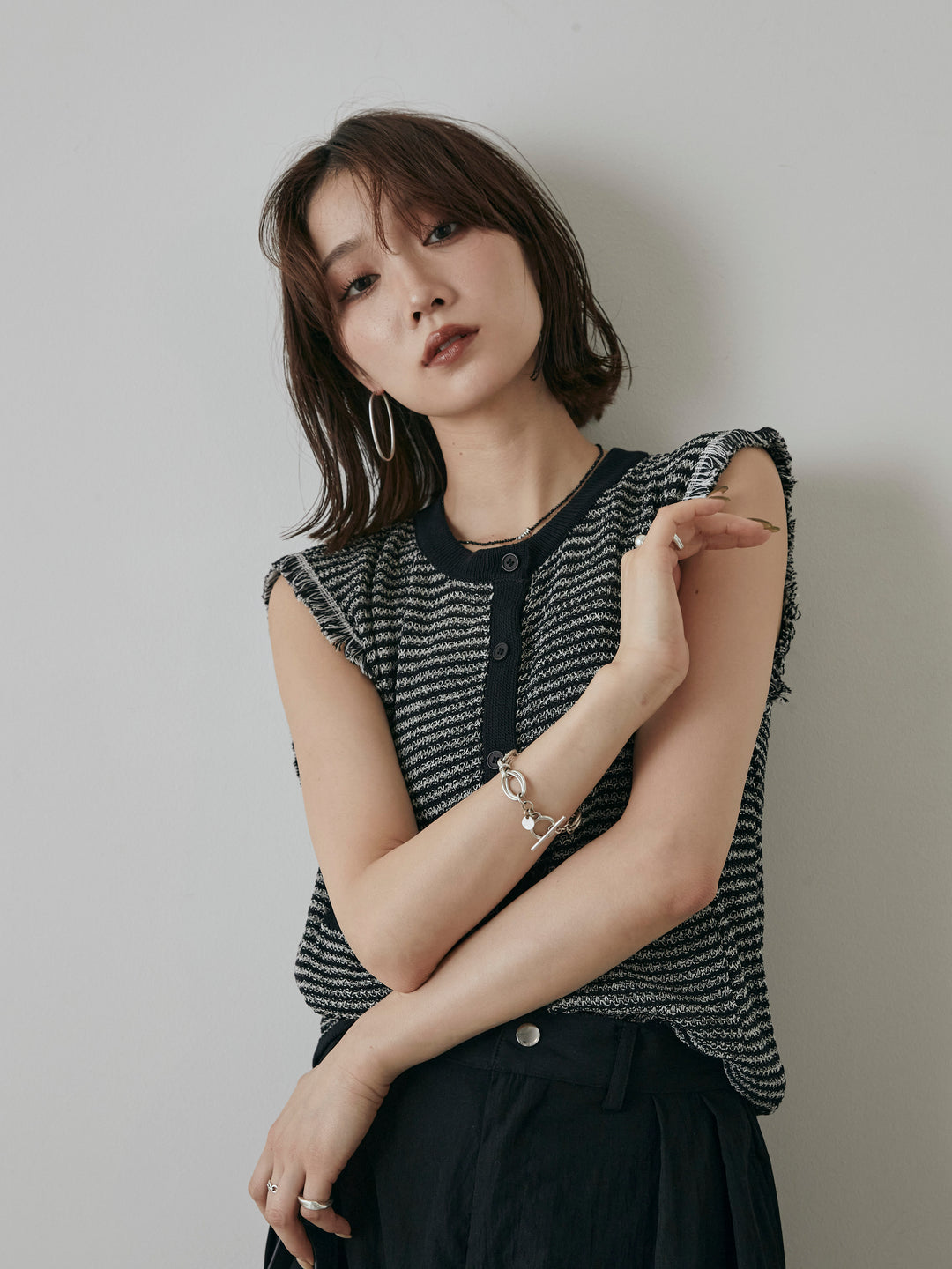 [予約]ボーダー袖フリンジニットベスト/ブラック