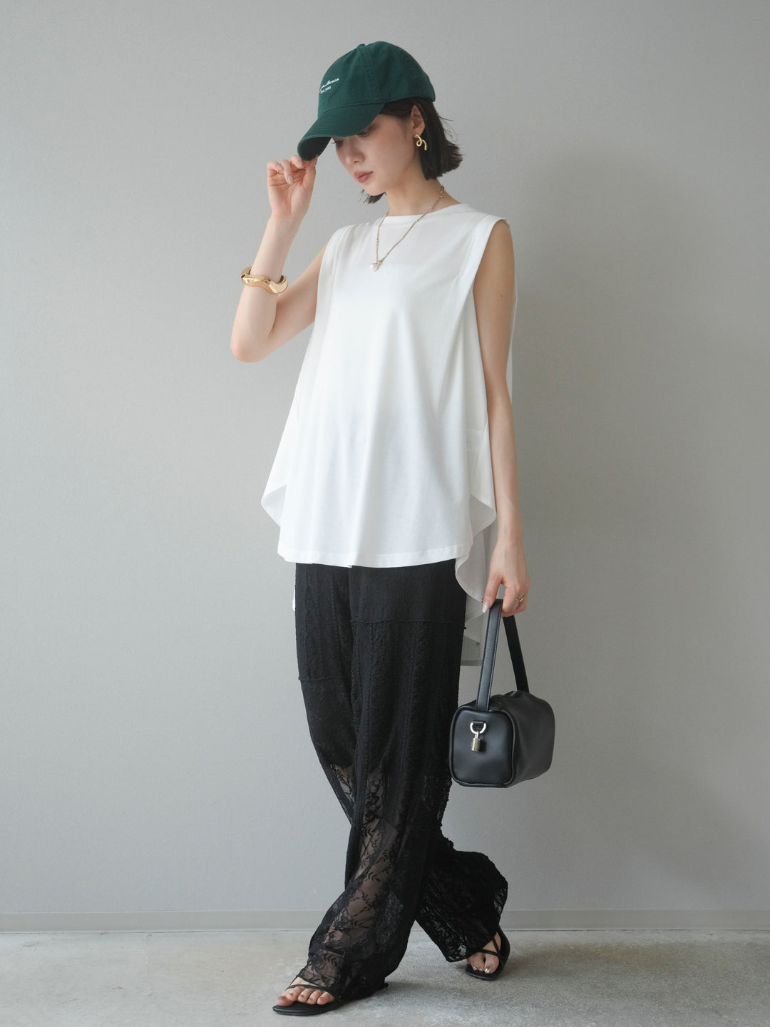 【預購】拼布蕾絲寬褲/黑