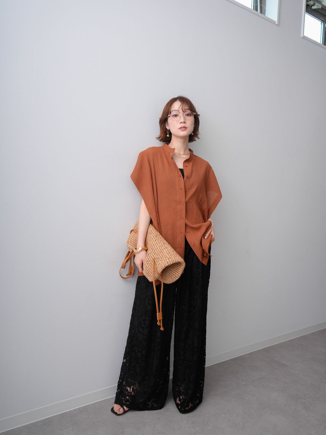 [予約]スクエアショルダーノースリワッシャーブラウス/brown