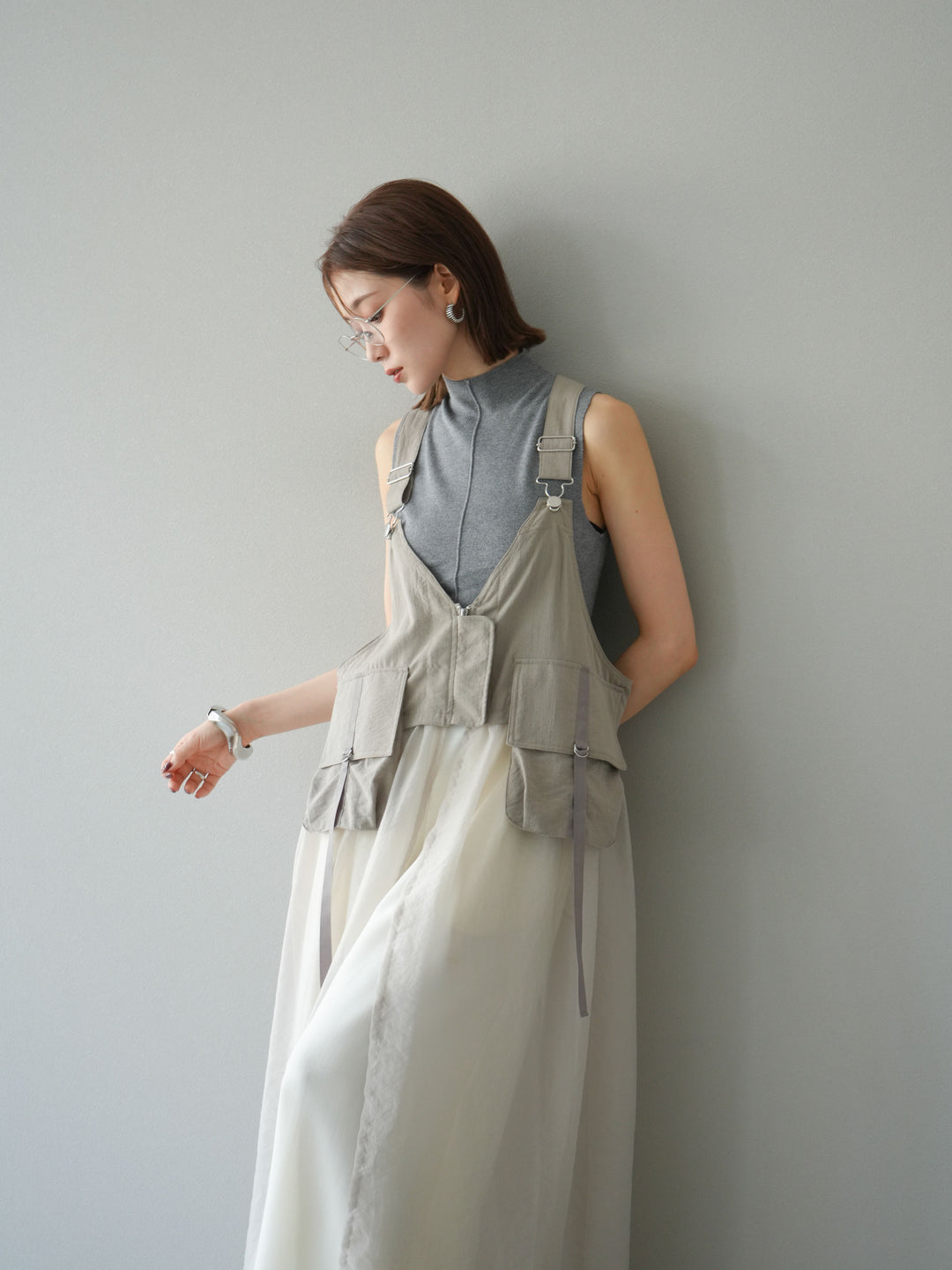 [SET] 戰術背心歐根紗洋裝 + 麻質寬鬆寬褲 (2 件套)