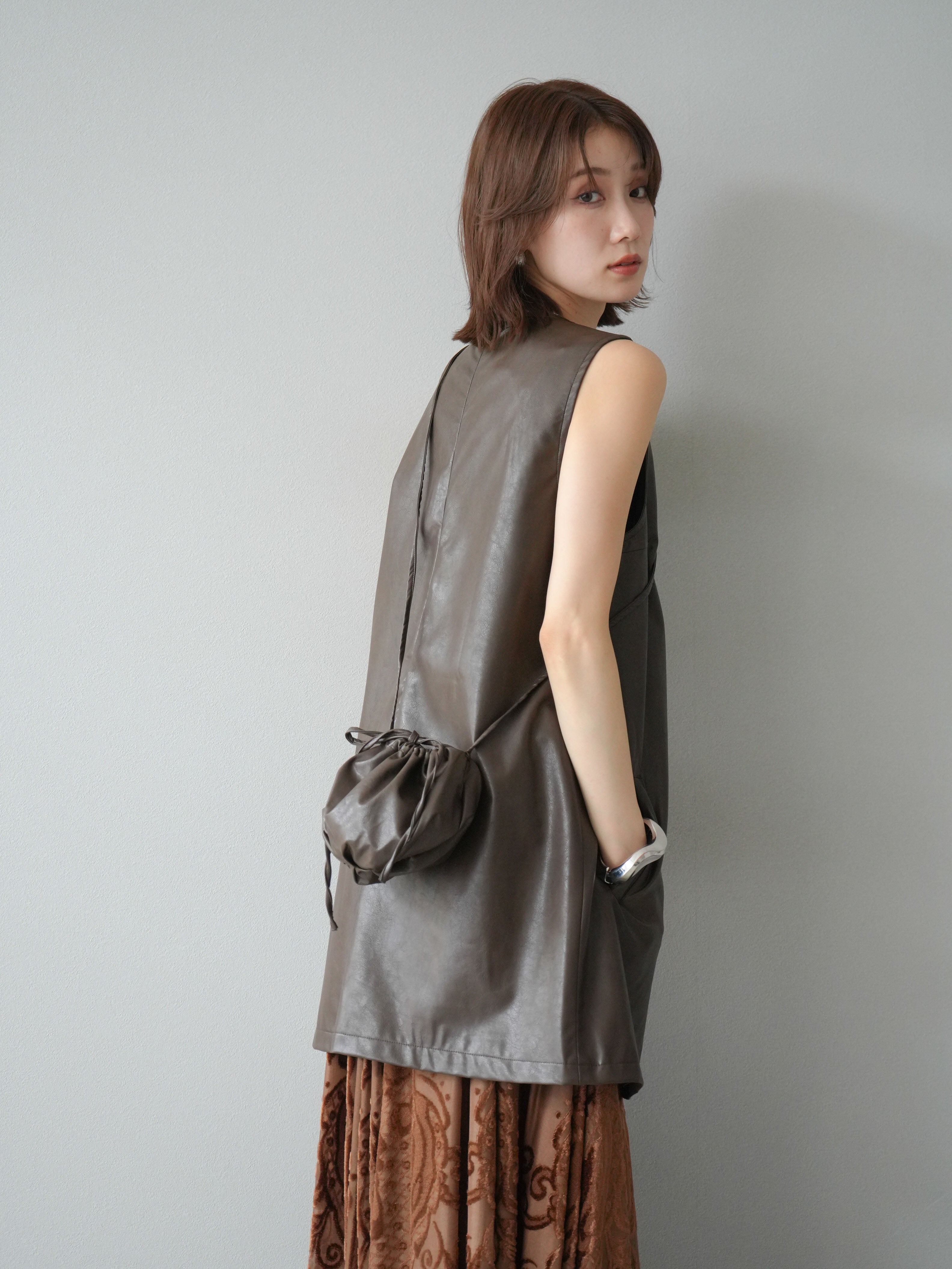 LOUIS VITTON レザー使い ミニワンピース LOUIS VITTON レザー使い ミニワンピース LOUIS VITTON レザー使い