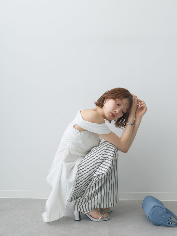 [SET]アシンメトリーラッフルレースヘムトップス+アシンメトリーラッフルレースヘムトップス(2set)