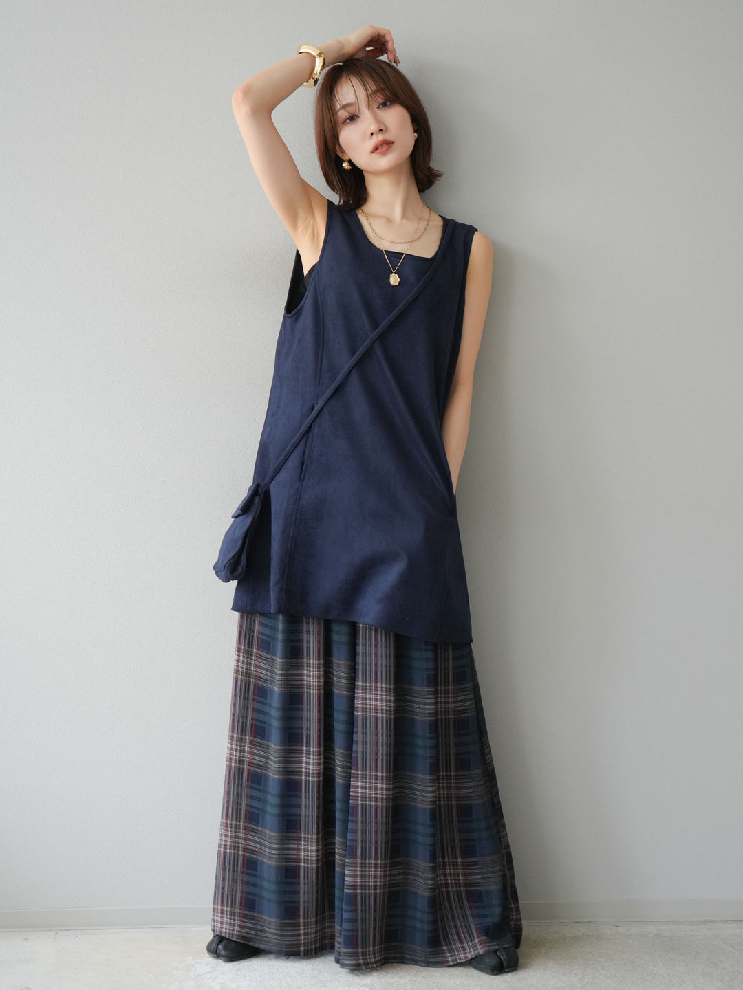 [予約]ショルダーポーチ付スウェードミニワンピース/ネイビー