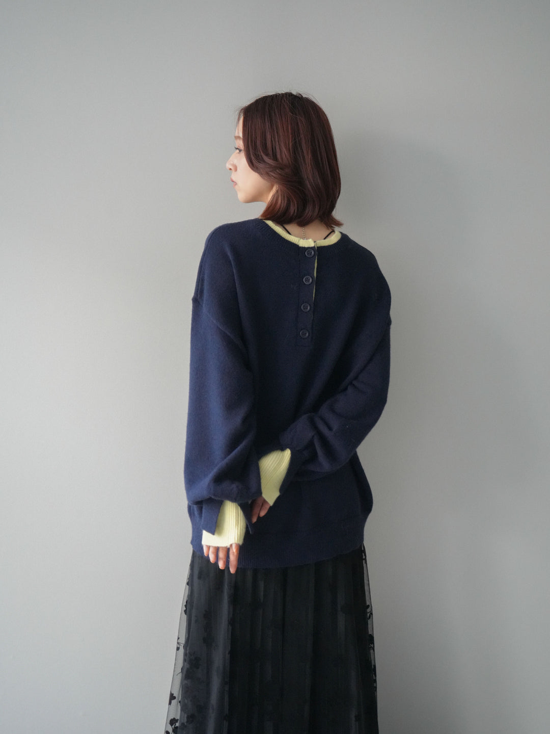 [SET]ヘンリーネック配色レイヤードニットプルオーバー+フラワーフロッキーチュールプリーツスカート(2set)