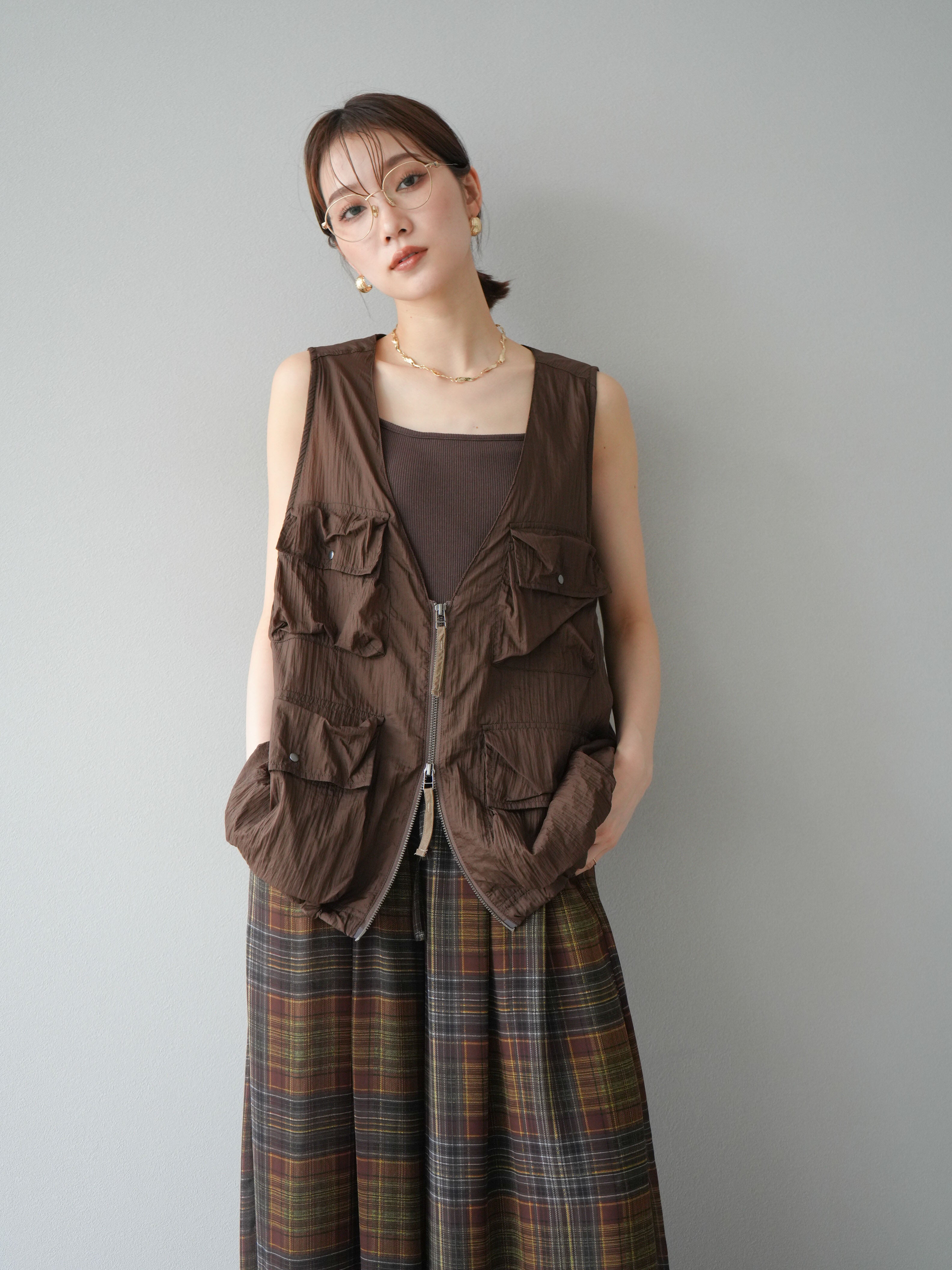 予約]ナイロンBIGポケットシアーベスト/ブラウン – Lumier