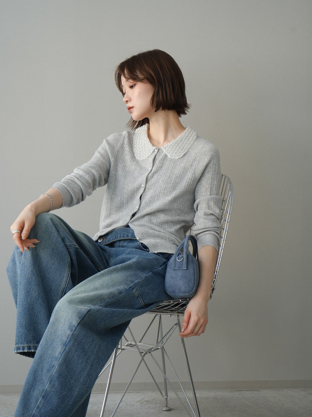 [予約]ビジュー襟パールボタンニットカーディガン/gray