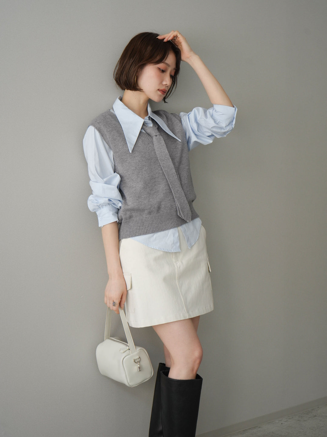 【套裝】蝴蝶結針織背心套裝襯衫+繫帶工裝迷你裙（兩件組）