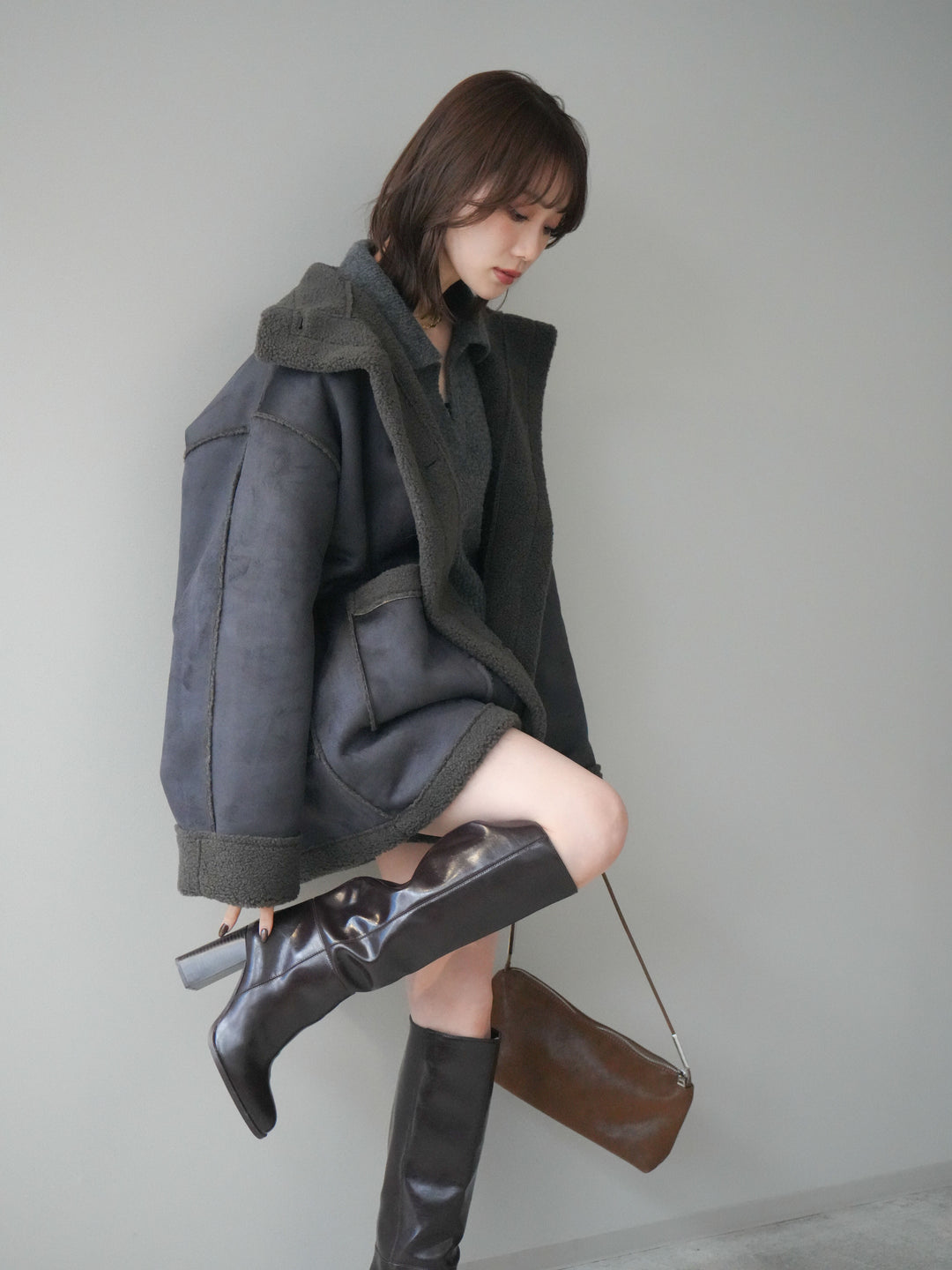 [SET]ポロニットプルオーバー＆ショートパンツSET UP+スタンドネックフェイクムートンミディアムコート(2set)