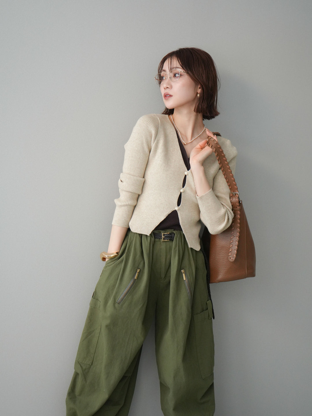 [予約]Vネック配色レイヤードスリットニットトップス/beige