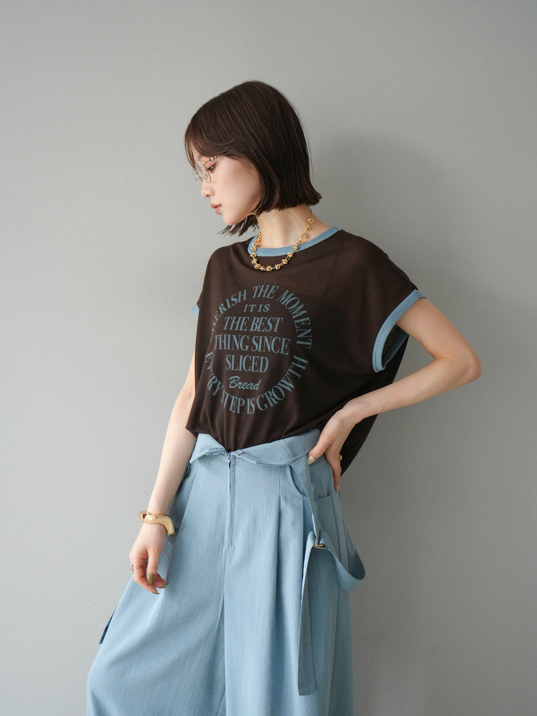 [SET]ストリングデザインハイウエストサロペット+シアーフライス ロゴプリントT (2set)