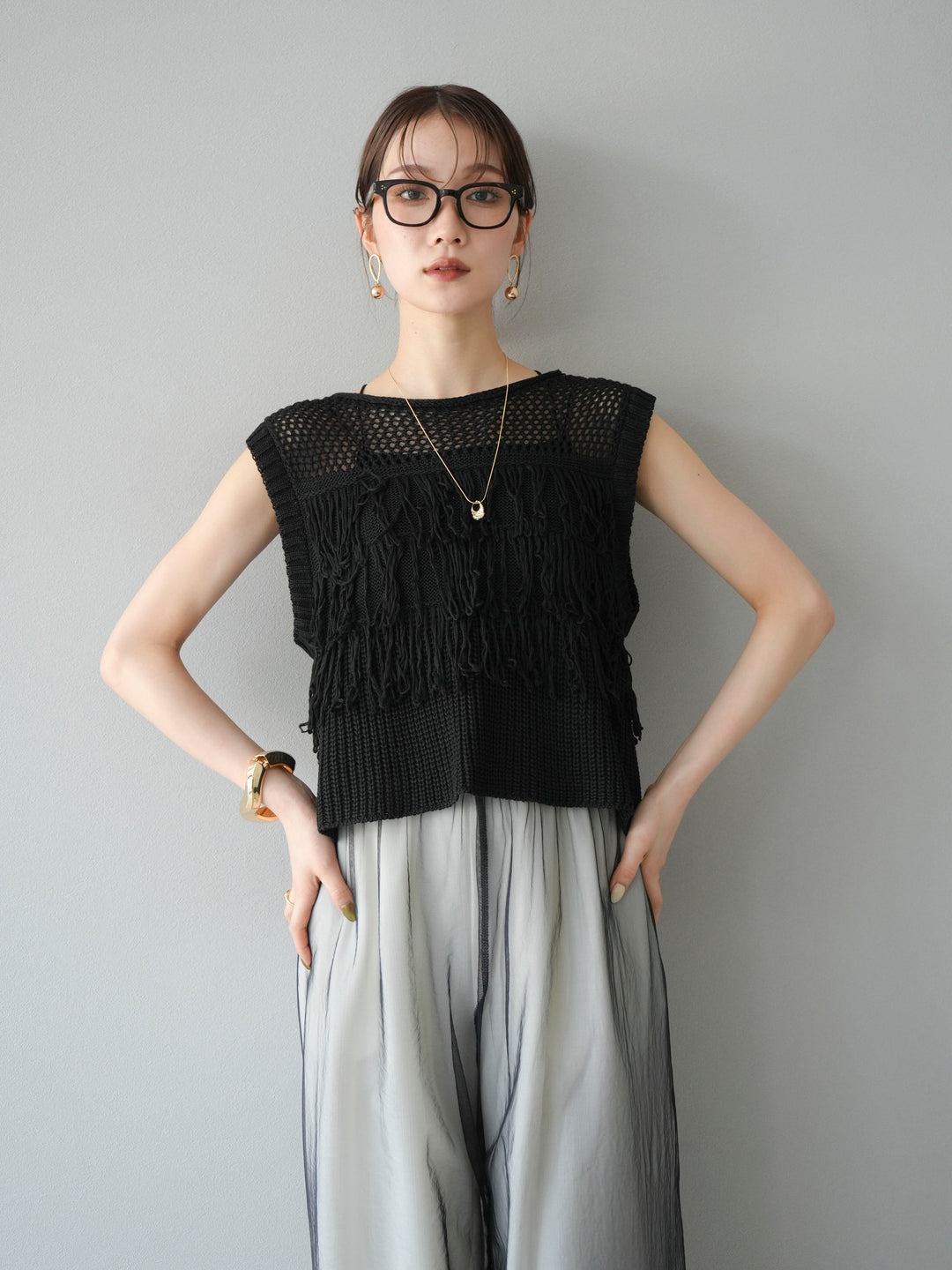 [SET]透かし編みフリンジニットトップス+コード刺繍チュールレイヤードパンツ(2set)