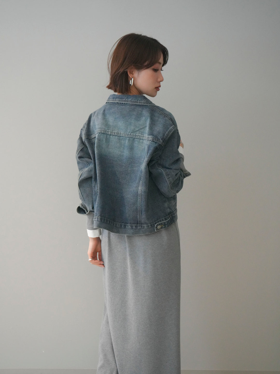 [SET]配色レイヤードヘンリーネックカットリブワンピース+配色ステッチデニムジャケット(2set)