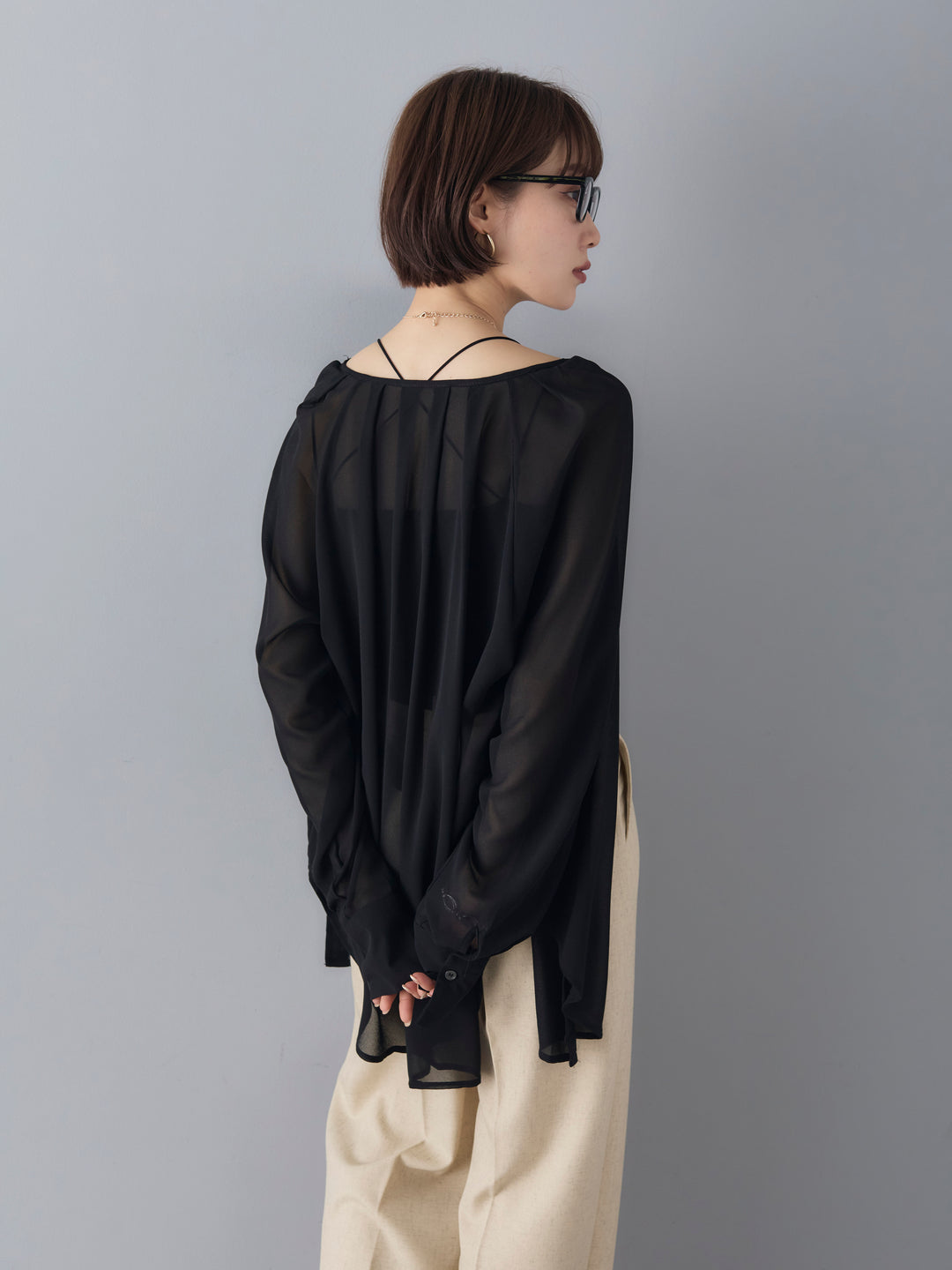 [Pre-order] Sheer No-Collar 2-Way LS Blouse/Black