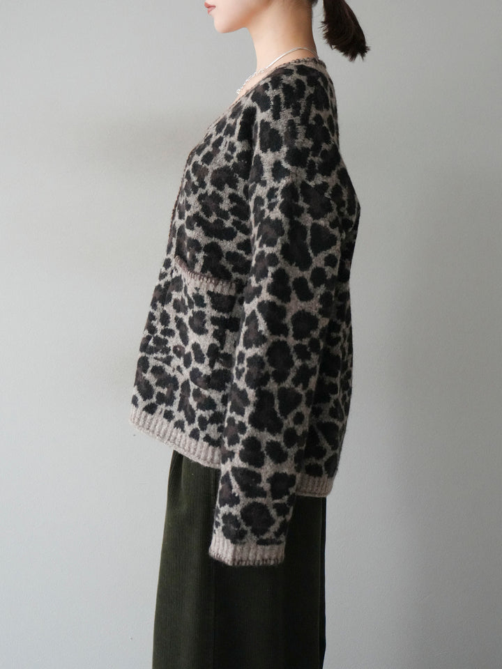 [予約]アニマル柄ステッチニットカーディガン/brown