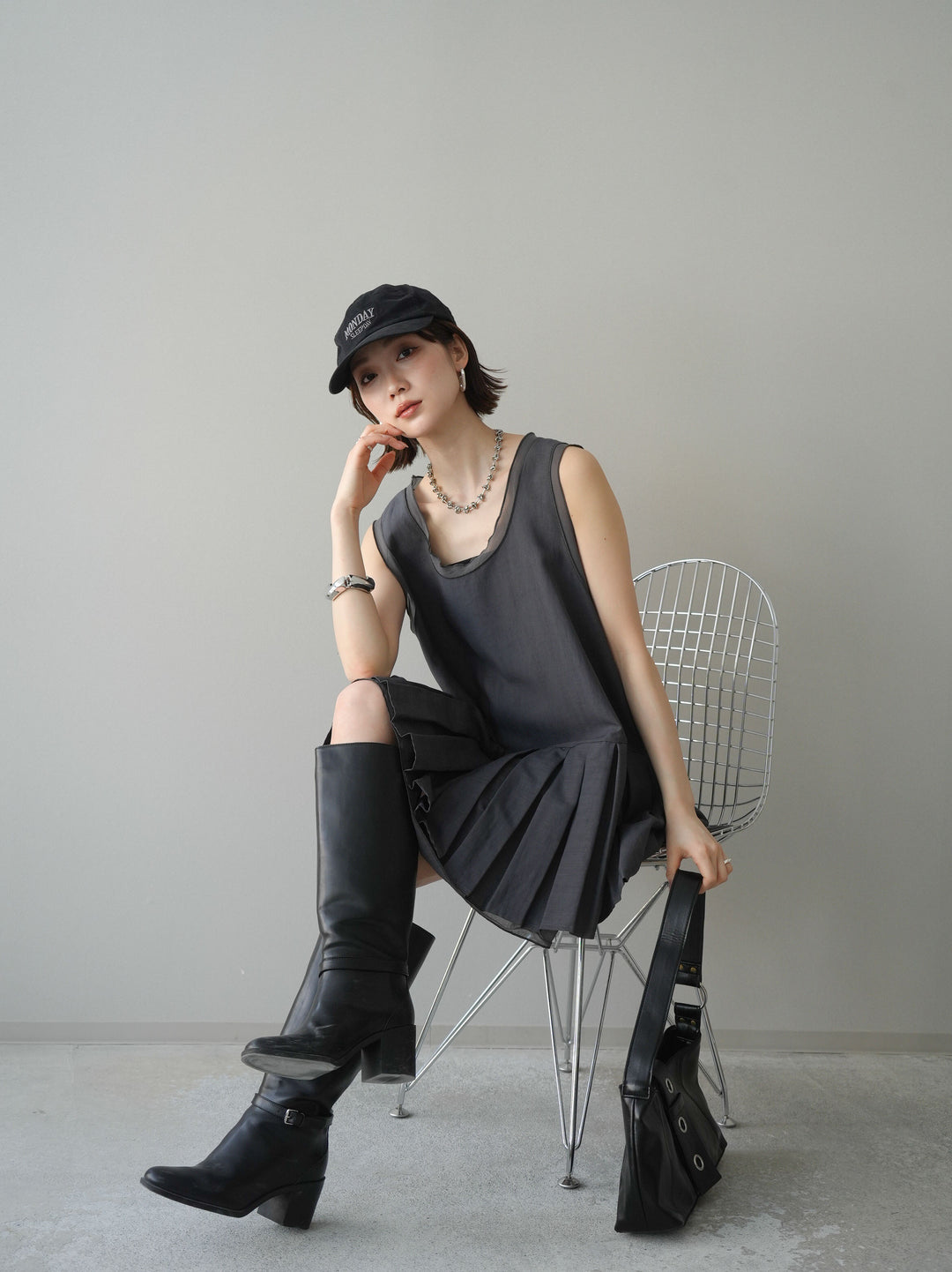 [予約]チュールドッキング裾プリーツミニワンピース/charcoal