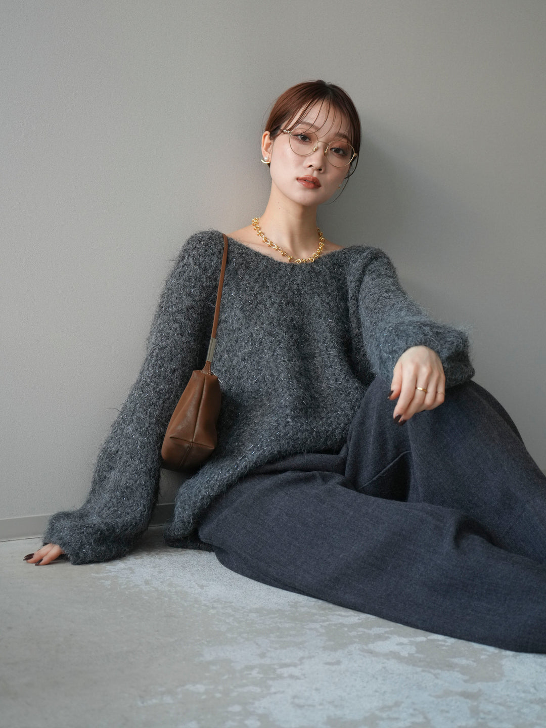 [予約]ウールタッチラメミックスヤーンVネックニットプルオーバー/charcoal