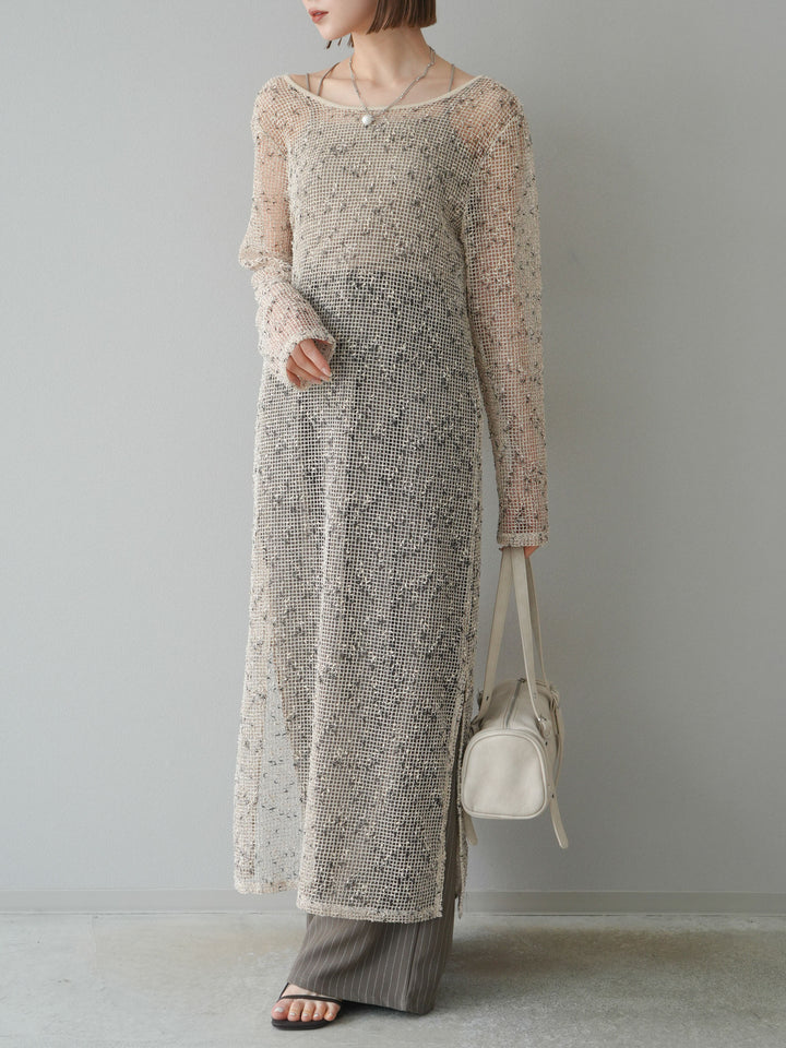 [預購] 鏤空網眼露背洋裝/象牙白