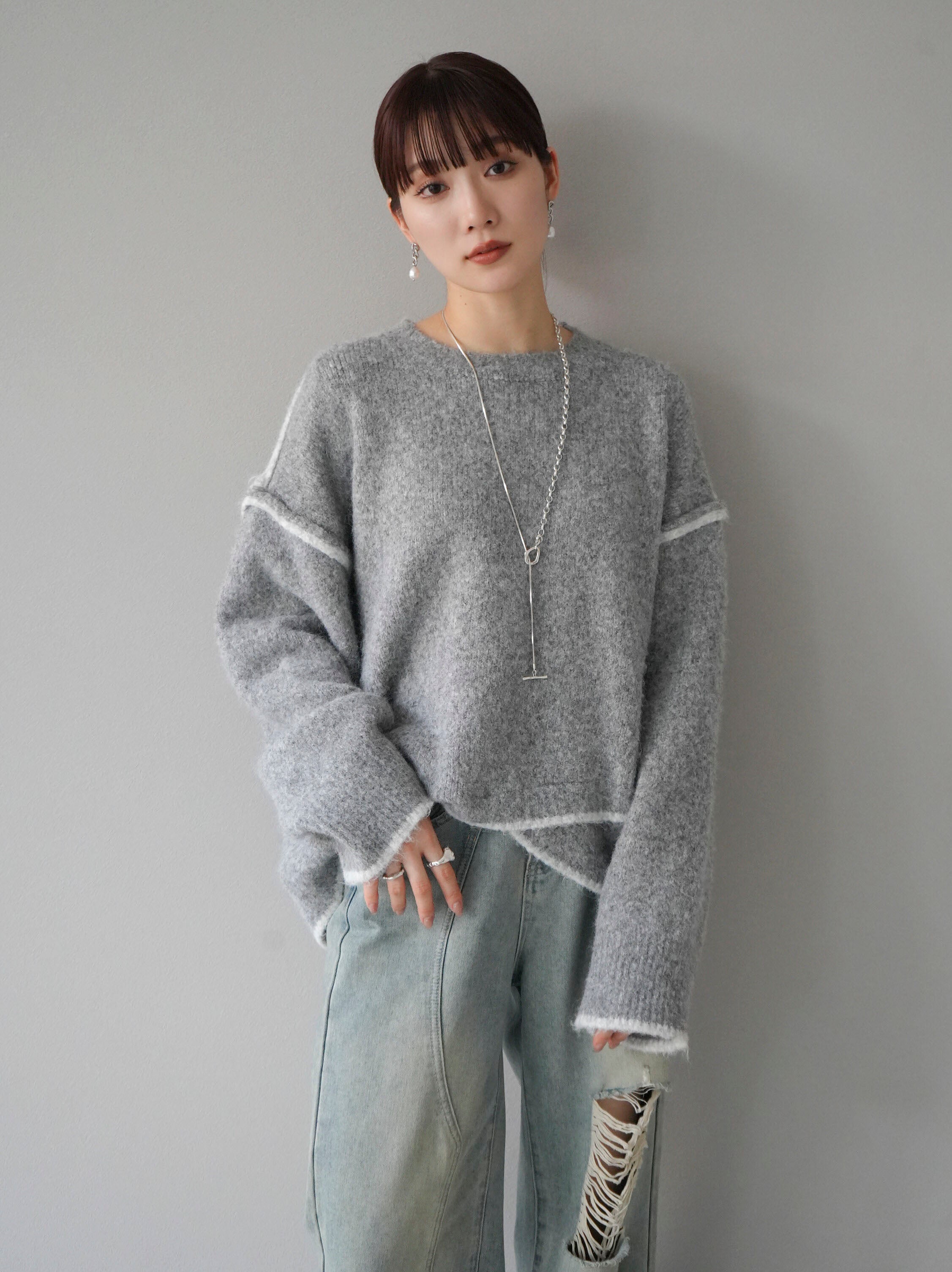 予約]配色リンキングニットプルオーバー/グレー – Lumier