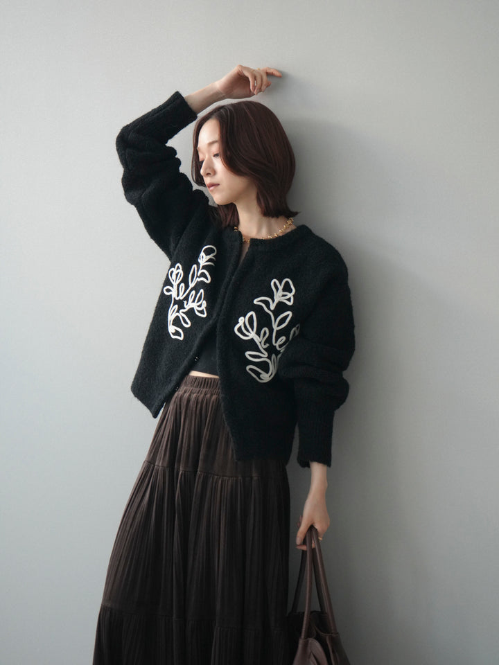 [SET]テープ刺繍ホック開きブークレニットカーディガン+ベロアティアードワッシャースカート(2set)