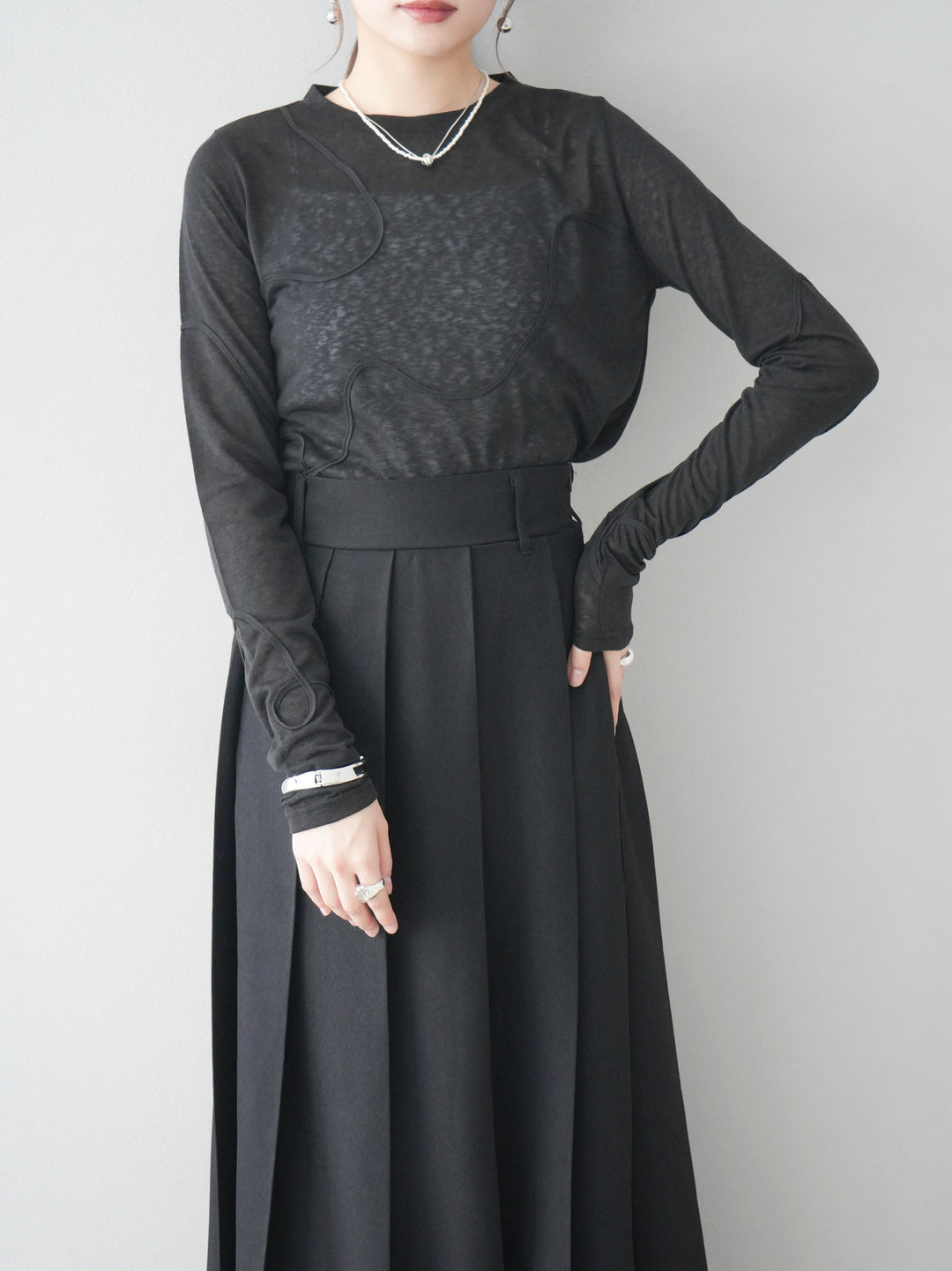 [預購] 繩繡透視長袖T卹 / 黑色