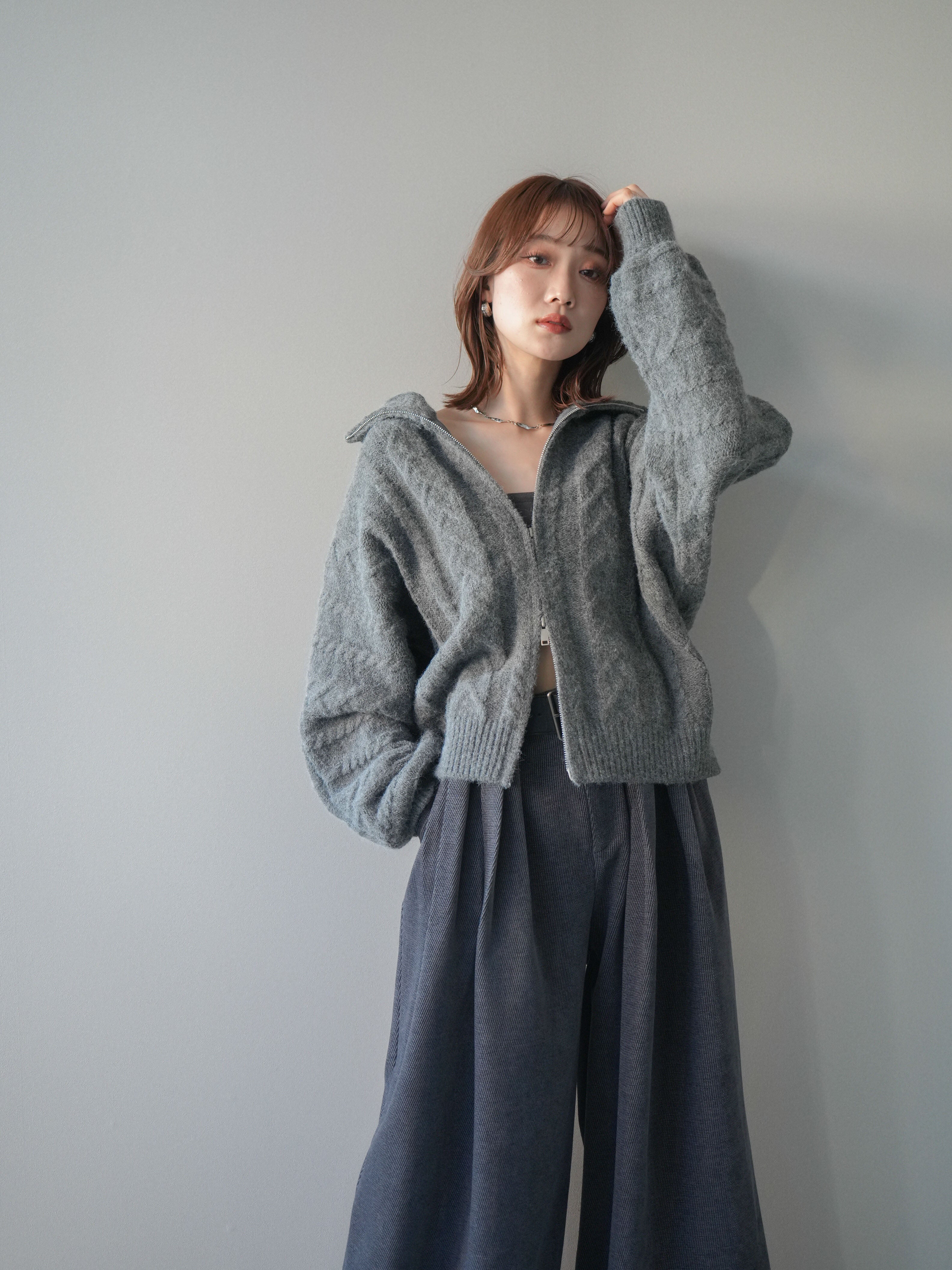 韓国お土産　ケーブルニット カーディガン グレー 予約]ケーブル編みハイネックZIPニットカーディガン/gray – Lumier