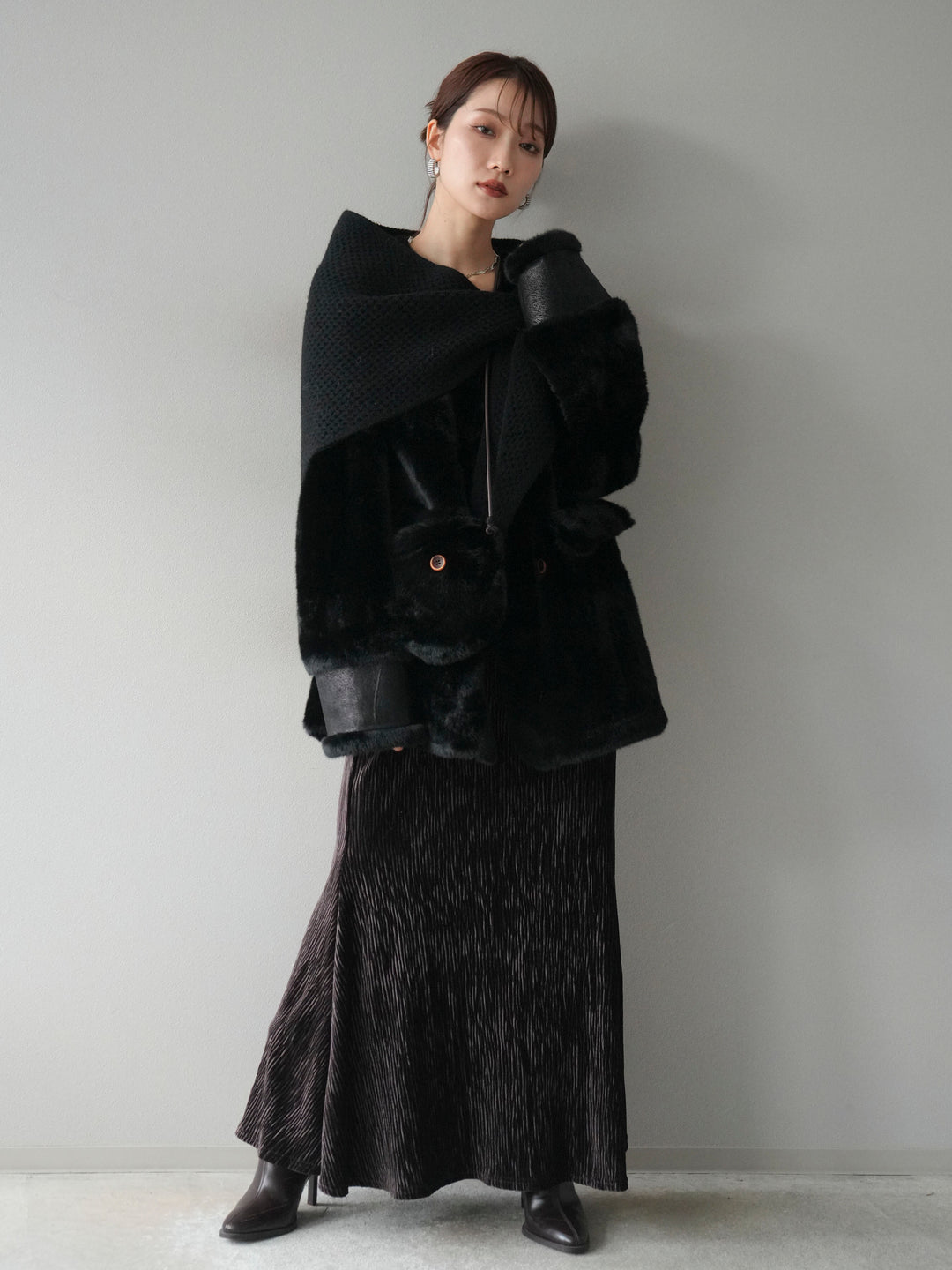 [予約]バッグ付エコファーノーカラーコート/black