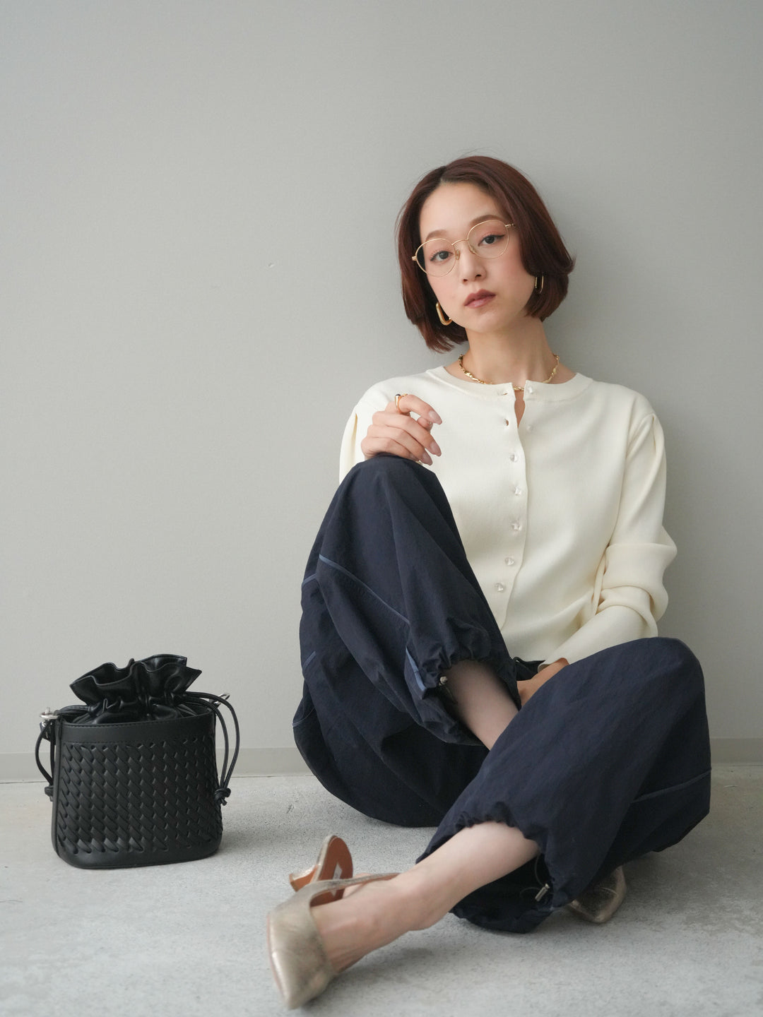 [SET]クリアボタンタックニットカーディガン+ドロストサイドラインナイロンパンツ(2set)