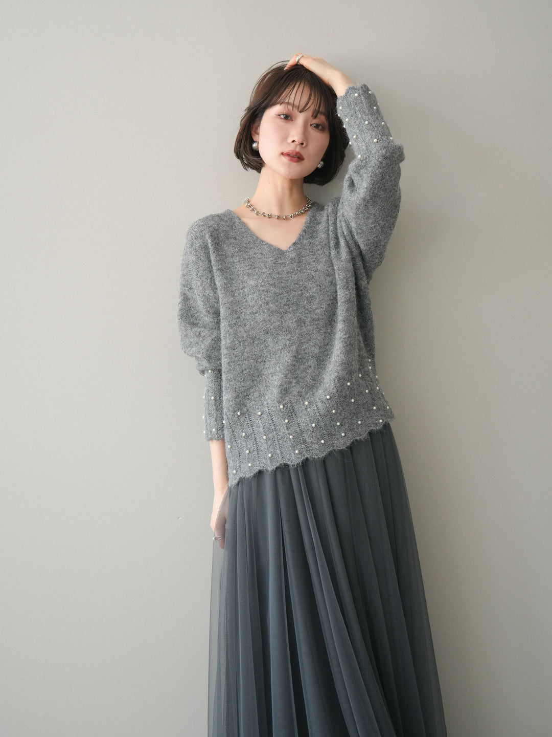 [SET]パールフリルリブヘムニットプルオーバー+選べるアクセセット(2set)