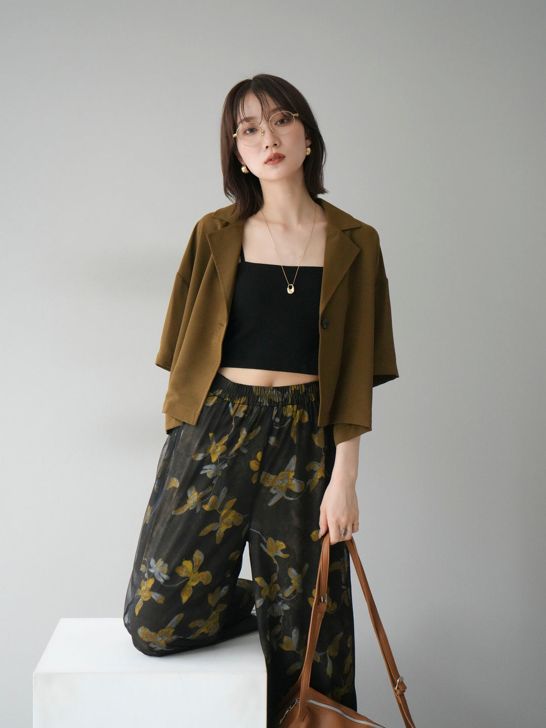 [SET]ハーフショートジャケット+フラワープリントチュールレイヤードパンツ(2set)