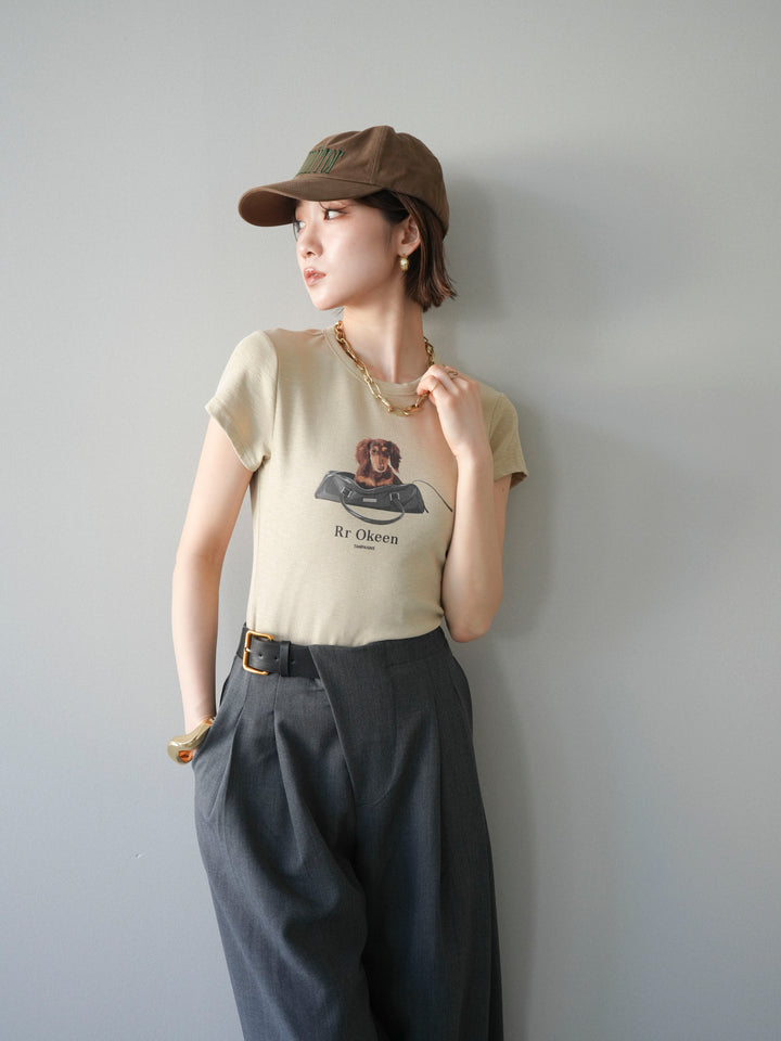 【套裝】狗狗緊身T卹+不對稱皮帶束口寬褲（兩件套）