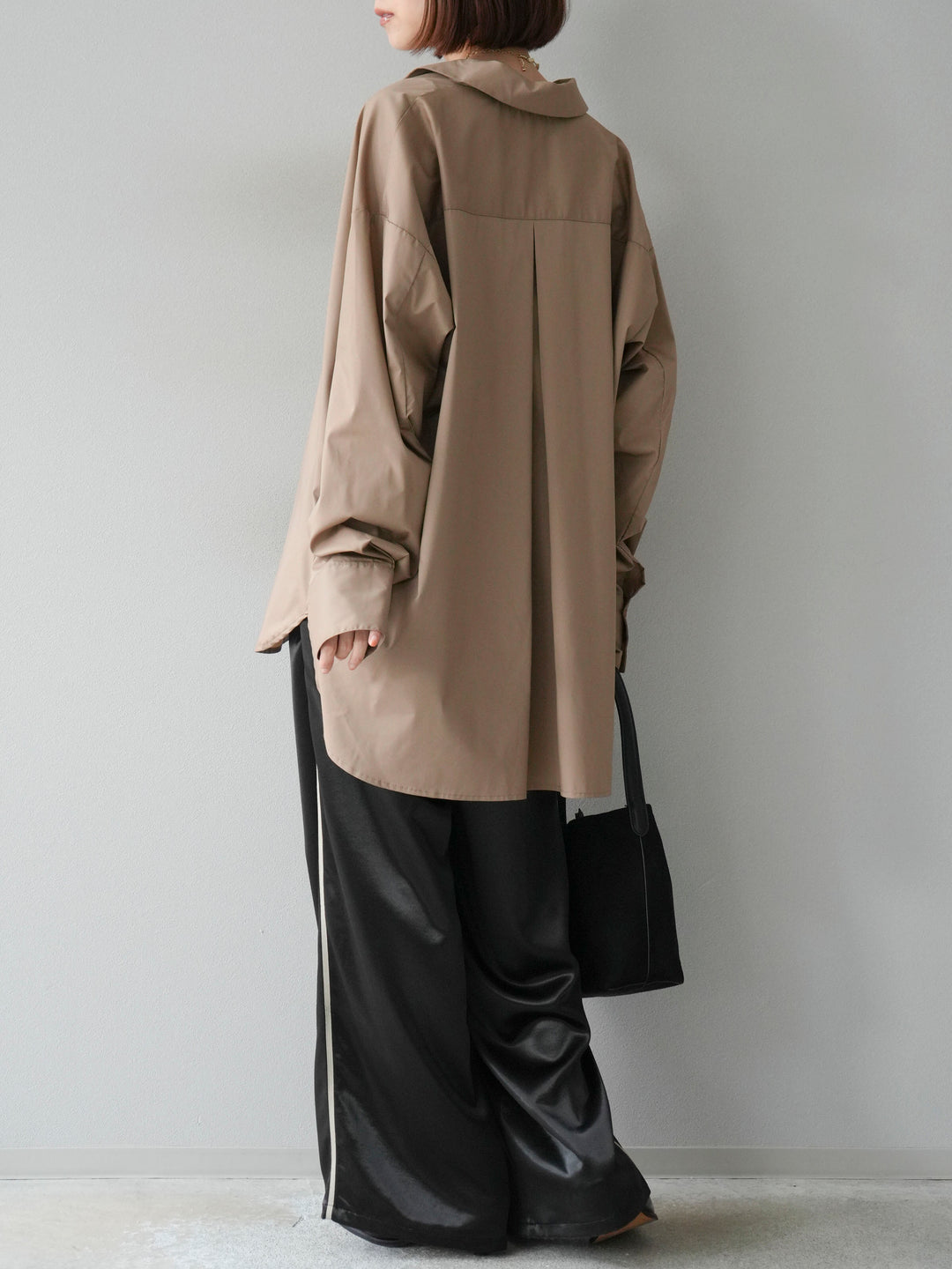 [予約]サテンラインワイドパンツ/ブラック