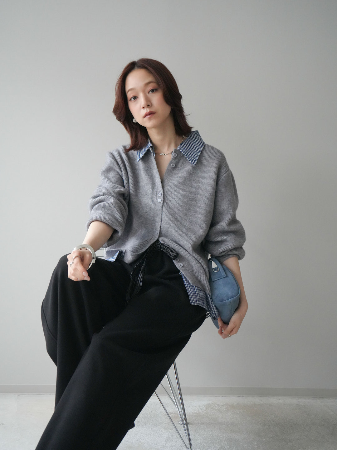 [SET]チェックシャツ襟ニットカーディガン+編み込みベルト付きウエスト配色スエットパンツ(2set)