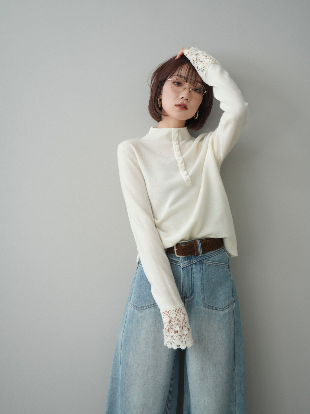 [予約]袖スカラップレースフロントボタンウールニットトップス/white