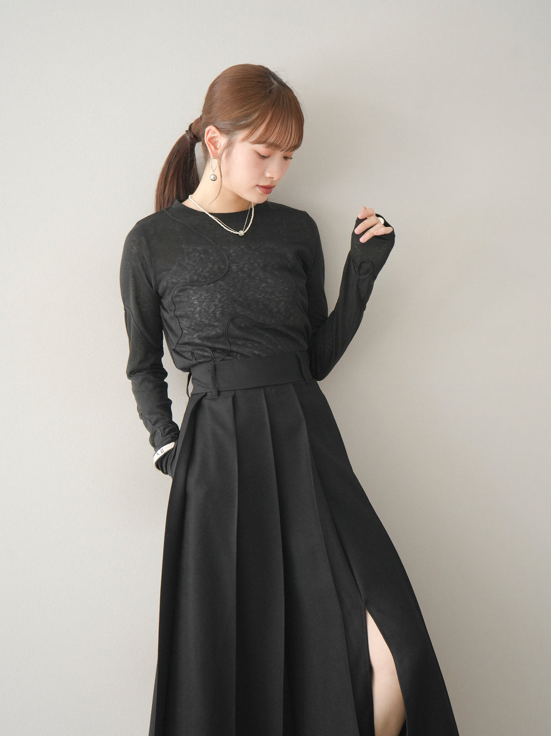 [預購] 繩繡透視長袖T卹 / 黑色