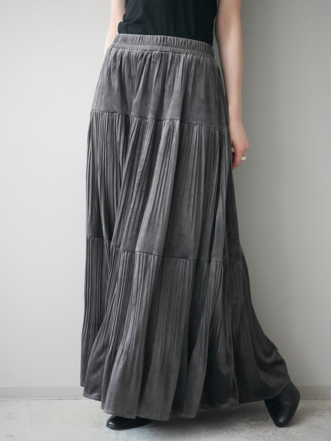 [予約]ベロアティアードワッシャースカート/charcoal