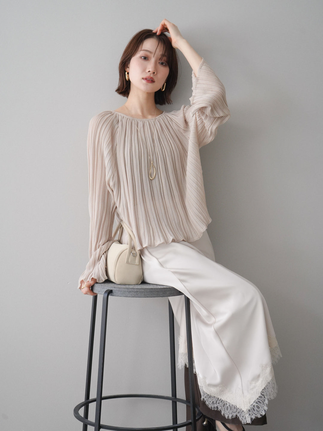 [予約]プリーツシアーフレアスリーブニットトップス/beige