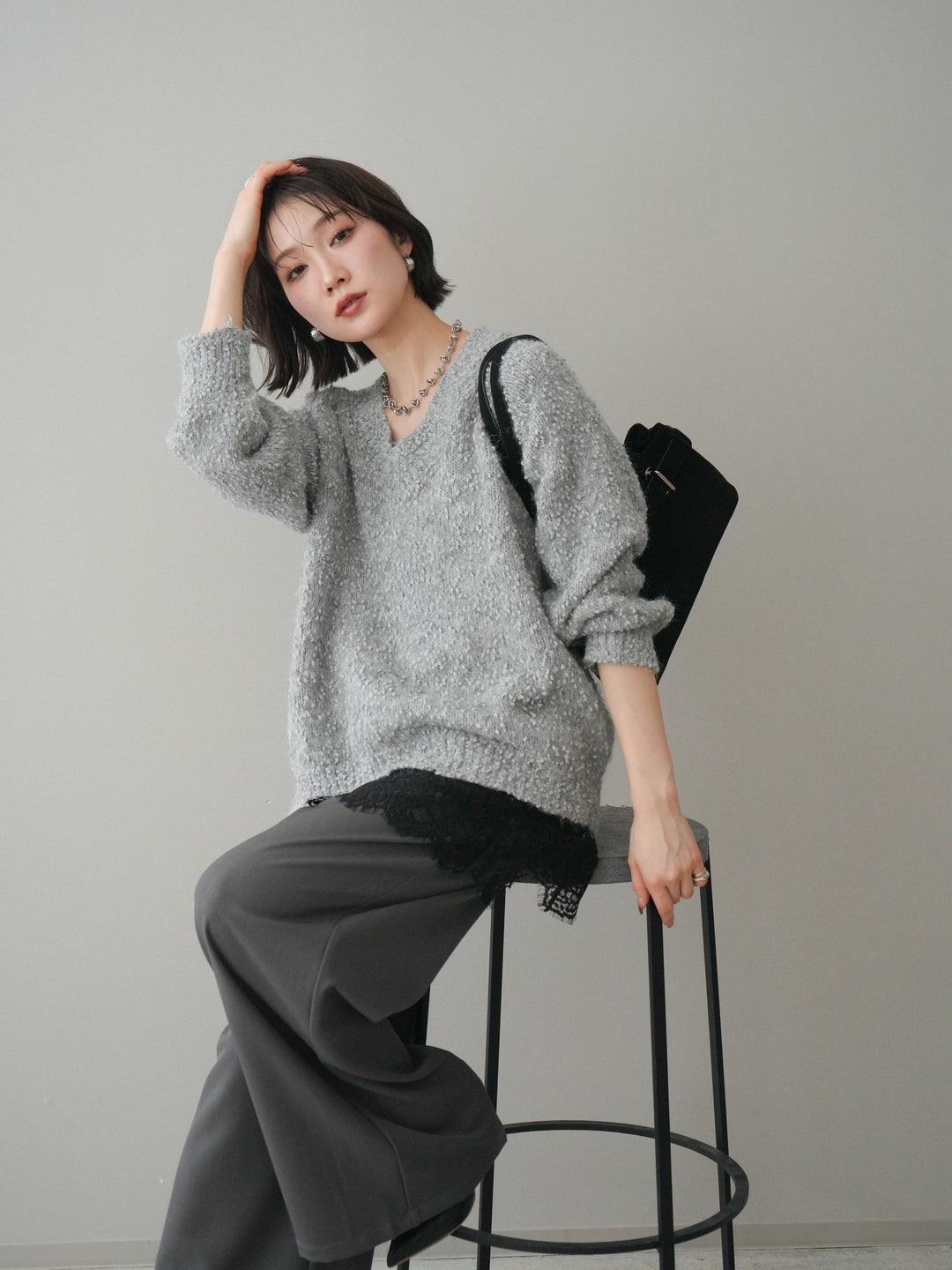 [SET]Vネックスラブニットプルオーバー+選べるアクセセット(2set)