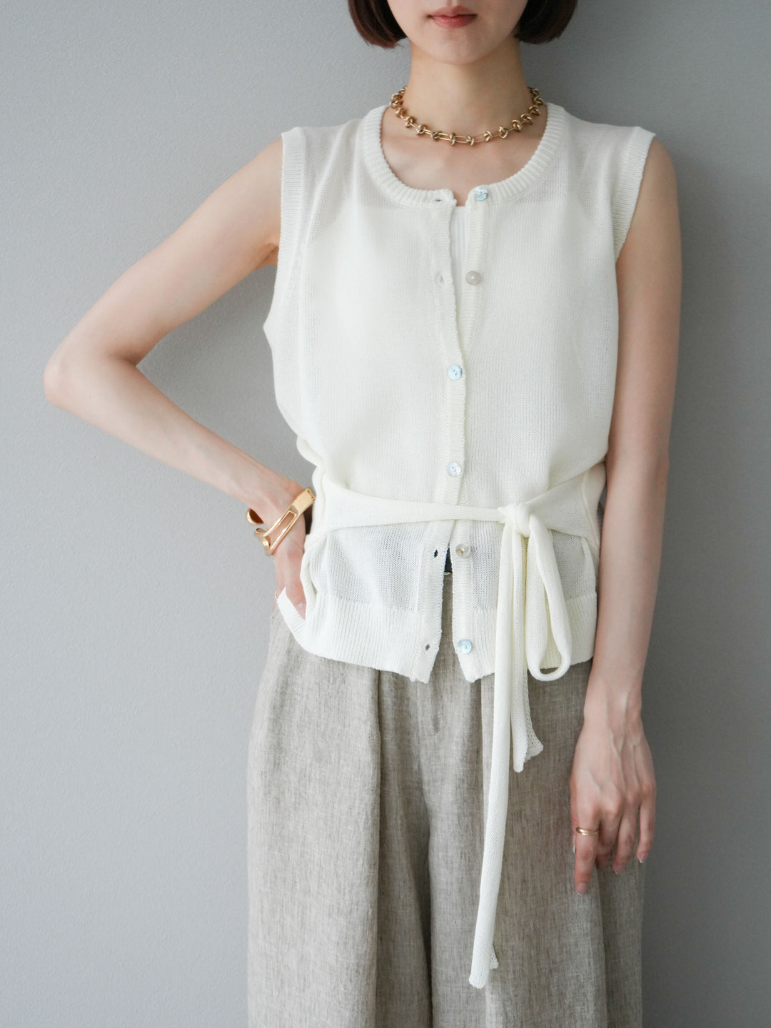 [予約]ウエストベルトニットベスト/アイボリー
