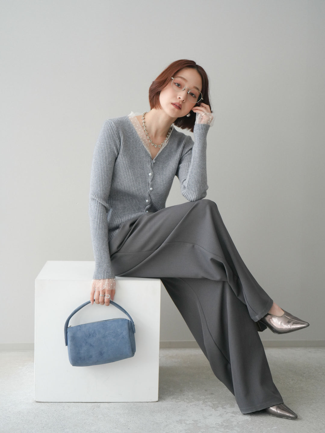 [予約]チュールドッキングパールボタンニットカーディガン/gray