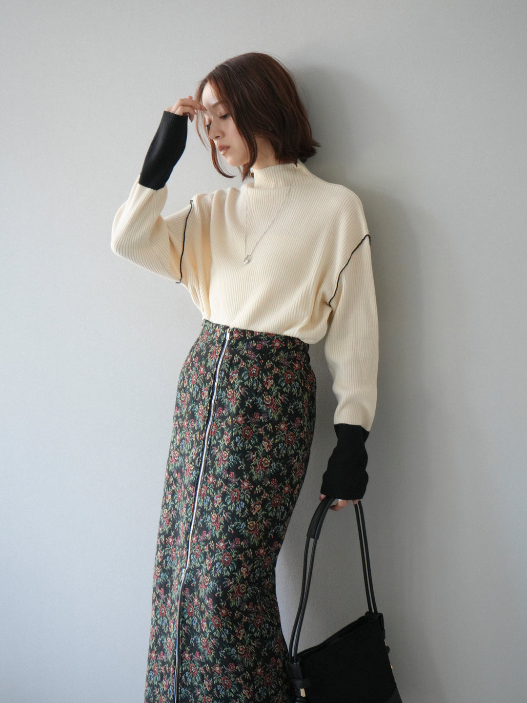 [予約]ボトルネック配色リブニットプルオーバー/エクリュ×ブラック