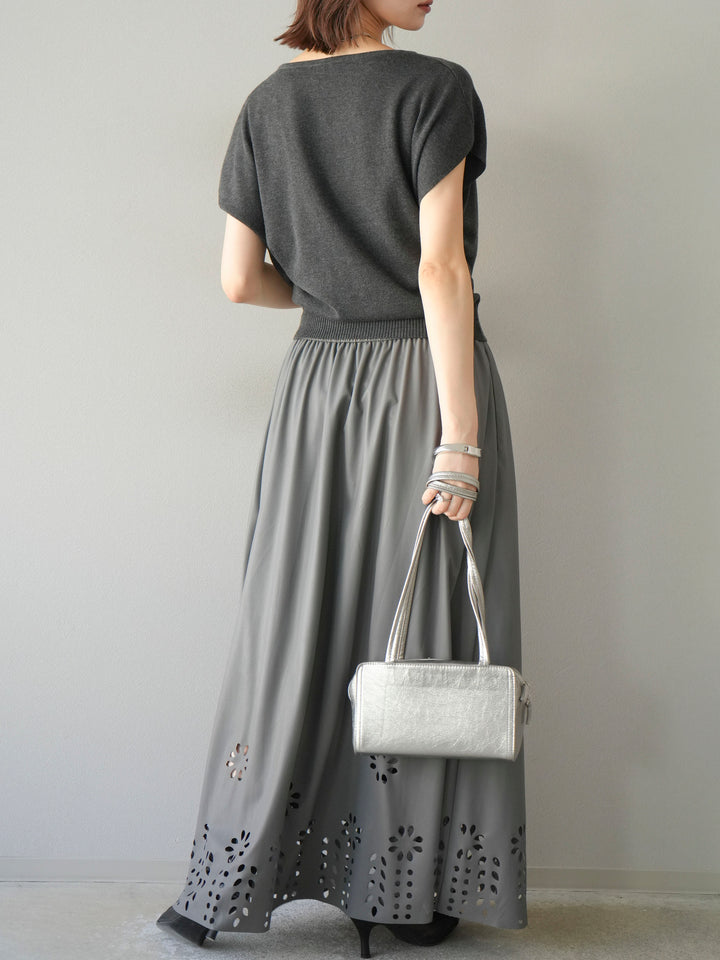 [予約]フラワーパンチングレザースカート/グレー