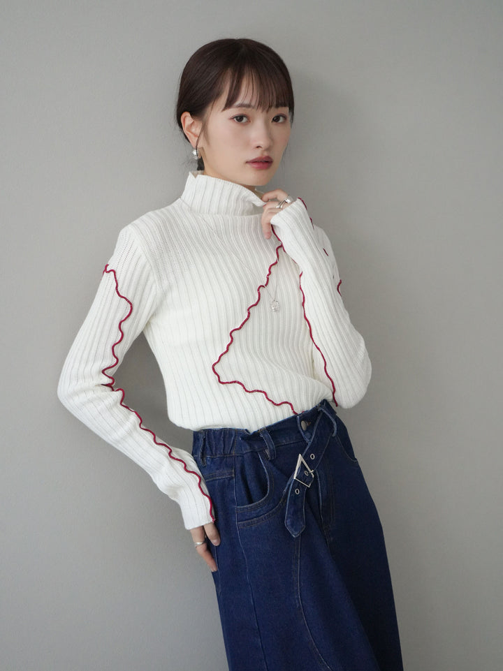 【預購】色彩協調柔和高領針織上衣/象牙色