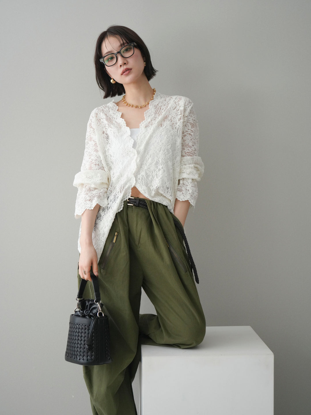 [予約]Vネックレースブラウス/white