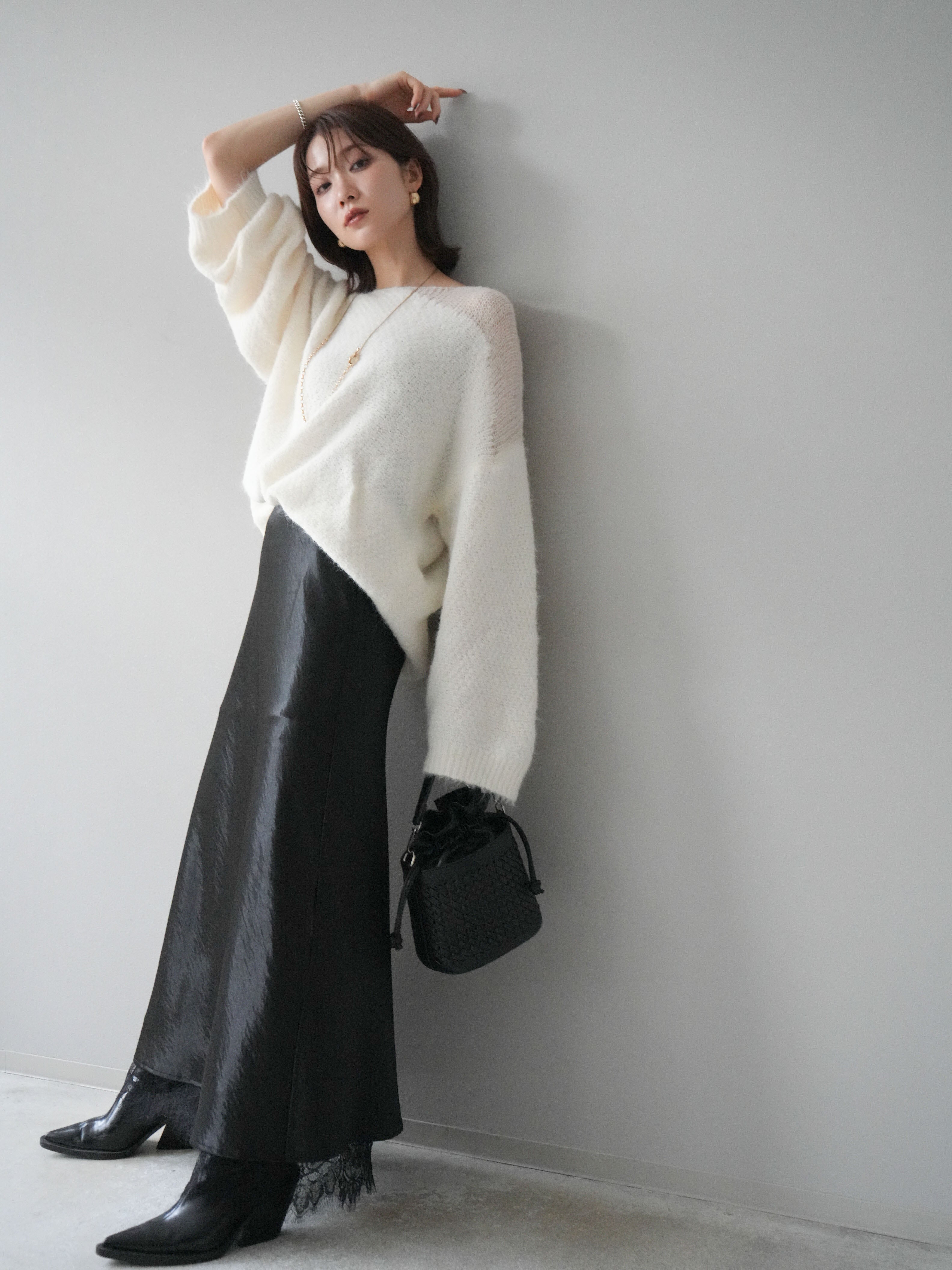 予約]ネック透かし編みニットプルオーバー/ホワイト – Lumier