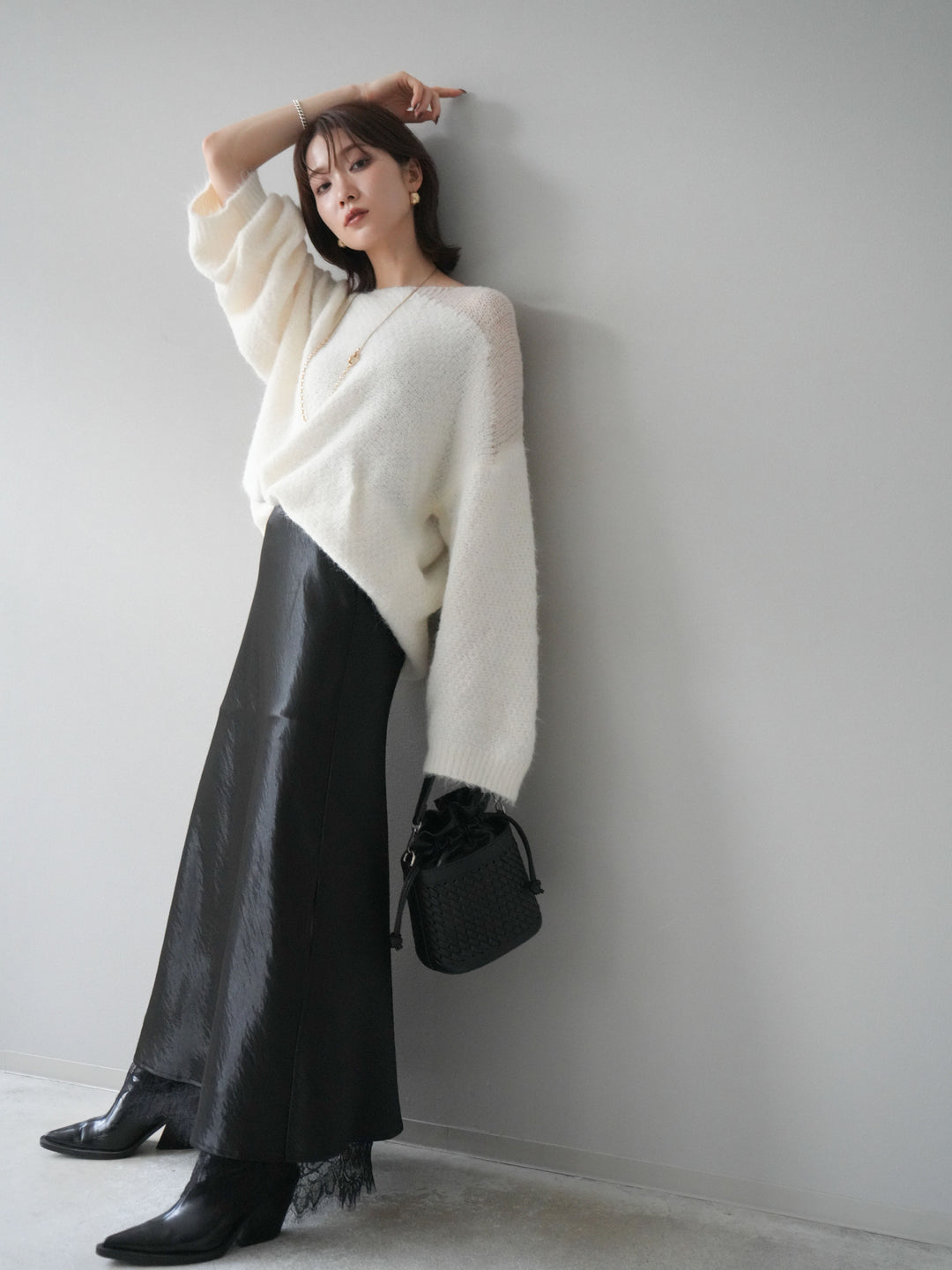 [予約]ネック透かし編みニットプルオーバー/ホワイト