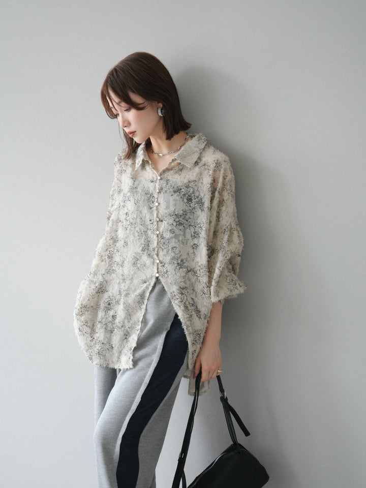[予約]ニュアンスフリンジジャガードボリュームスリーブブラウス/ベージュ