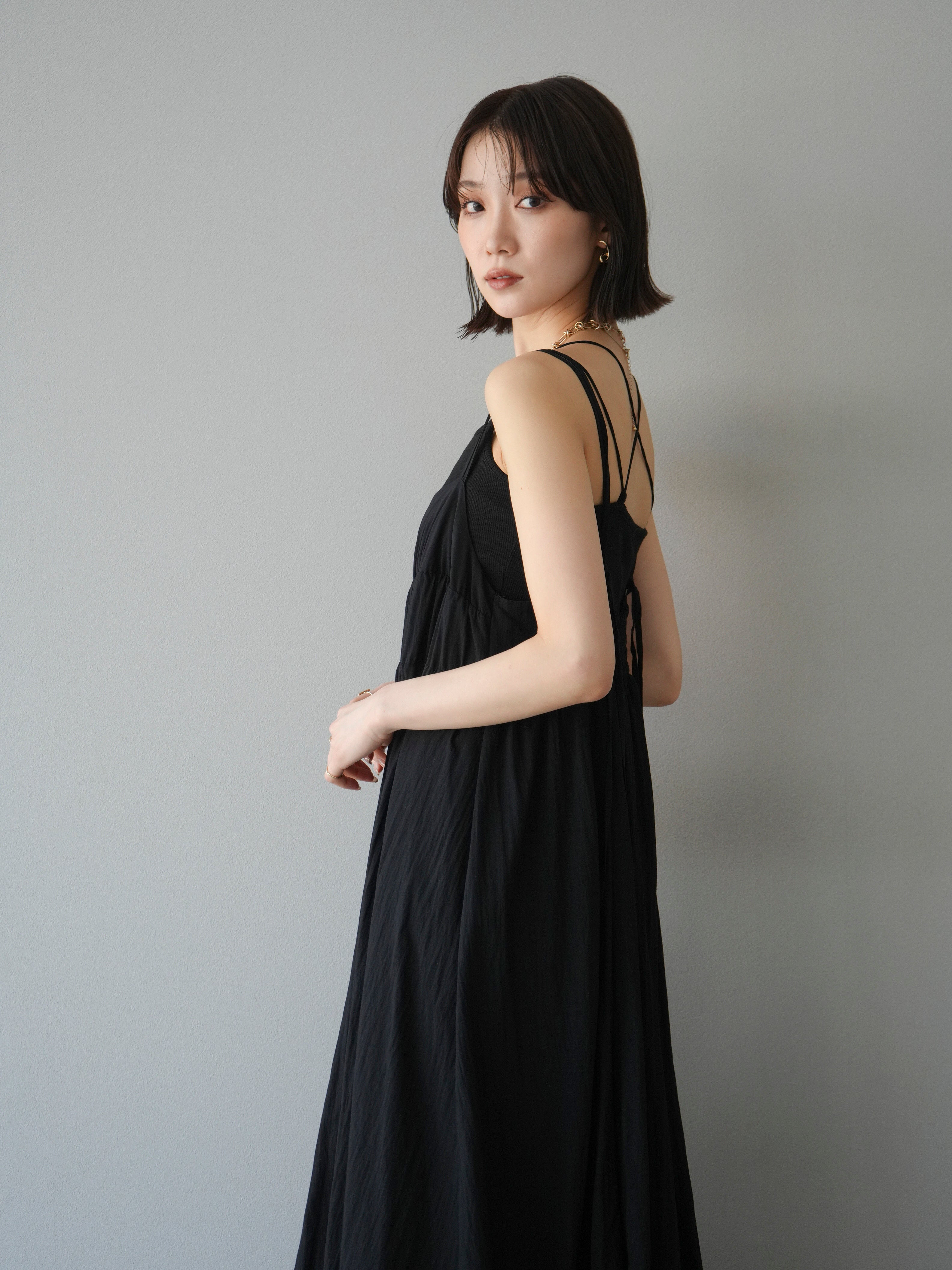 予約]レーヨンシャーリングキャミワンピース/ブラック – Lumier