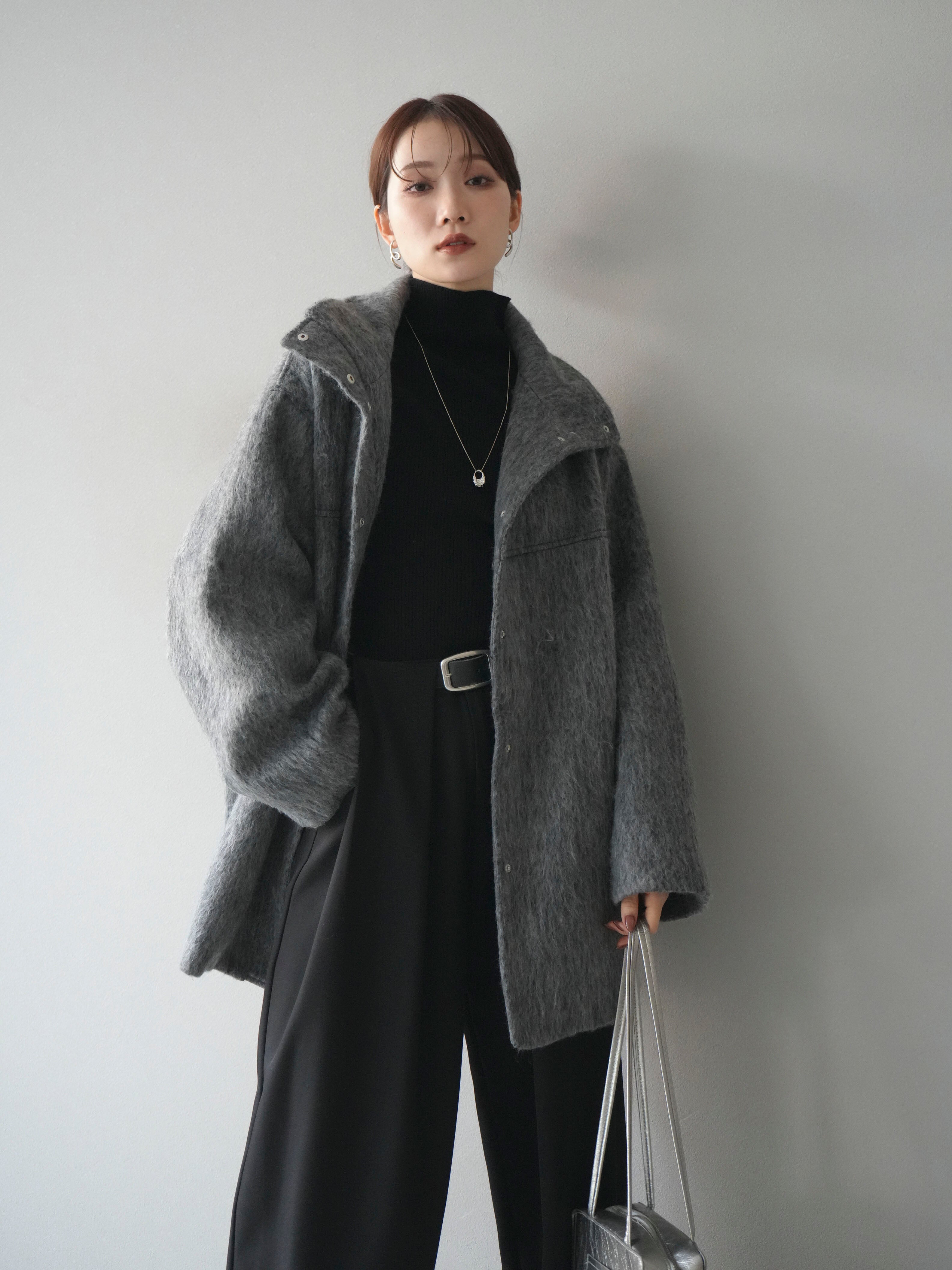 予約]スタンドカラーシャギーコート/charcoal – Lumier