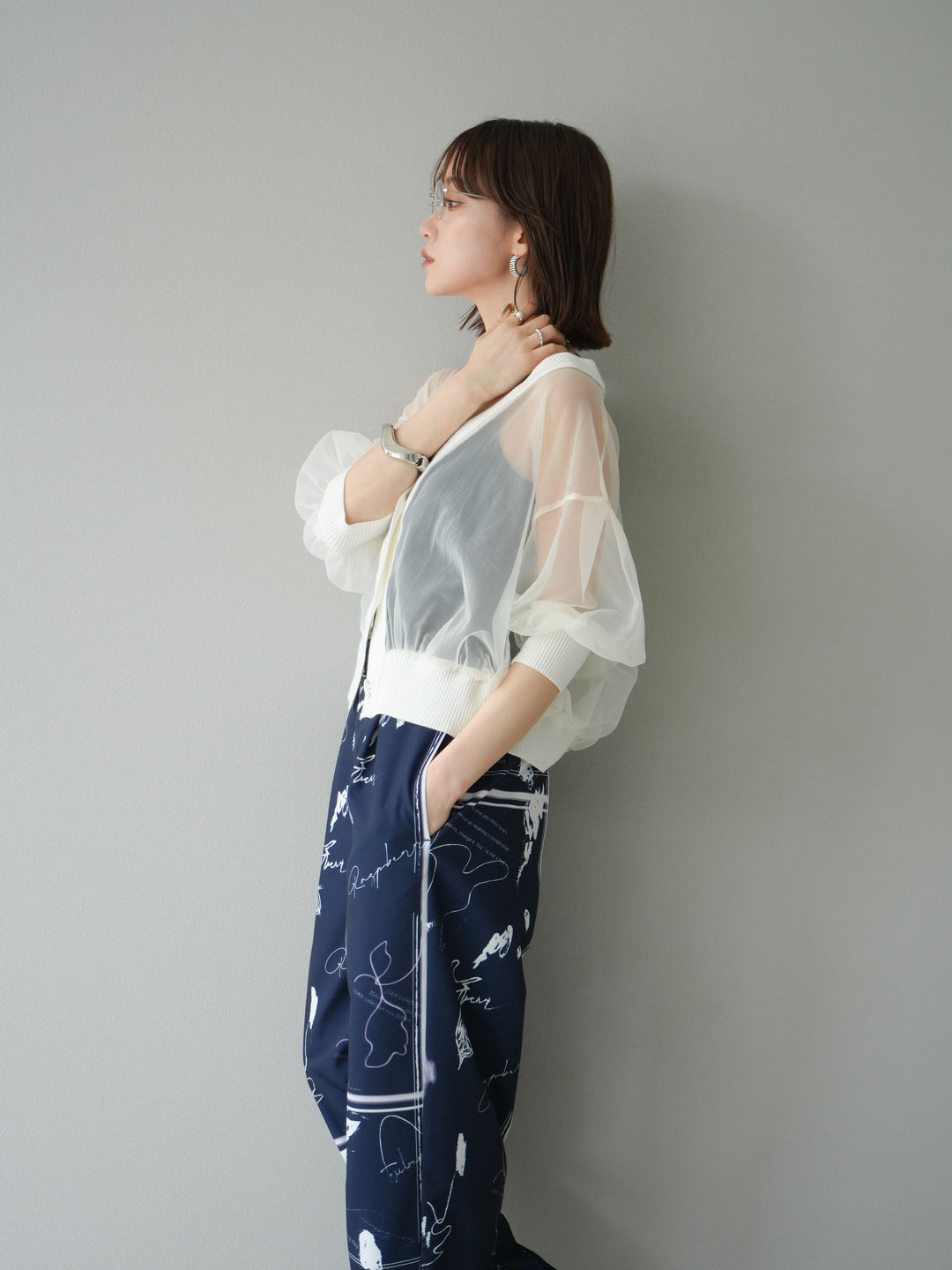 [SET] 透視半袖褶皺開襟衫 + 彩繪圖案褶襉褲 (2set)